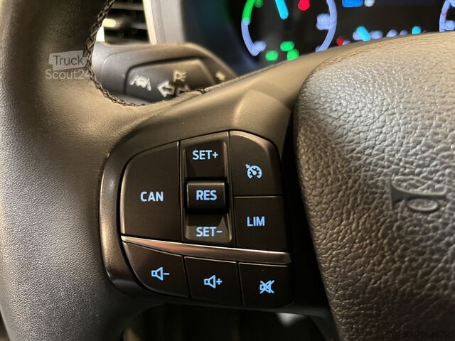 Fourgon tôlé Ford E-Transit 390 (3500 kg) L2H2 Trend 68 kWh / 100...