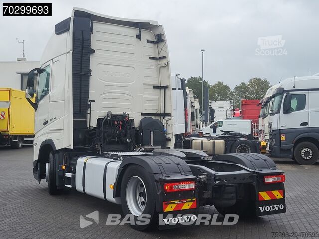 Standard-SZM Volvo FH 460 4X2 XL 2xTanks LED Euro 6