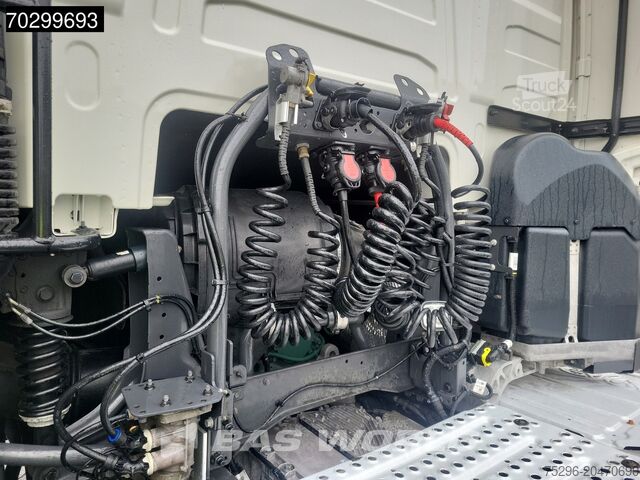 Standard-SZM Volvo FH 460 4X2 XL 2xTanks LED Euro 6