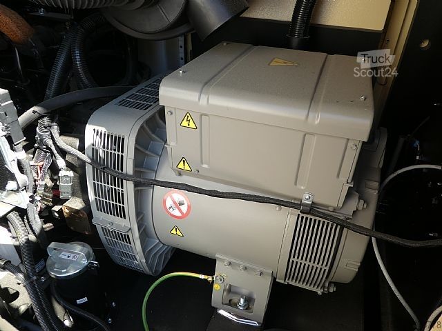 Elgenerator Doosan G 100-CE  Stage V  Cummins F3.8, 4 Zyl.  FI - Schutz Typ B