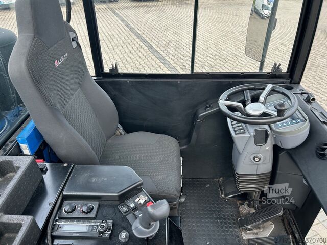 Dragbil Kamag Precision Tractor PT Terminal Tractor
