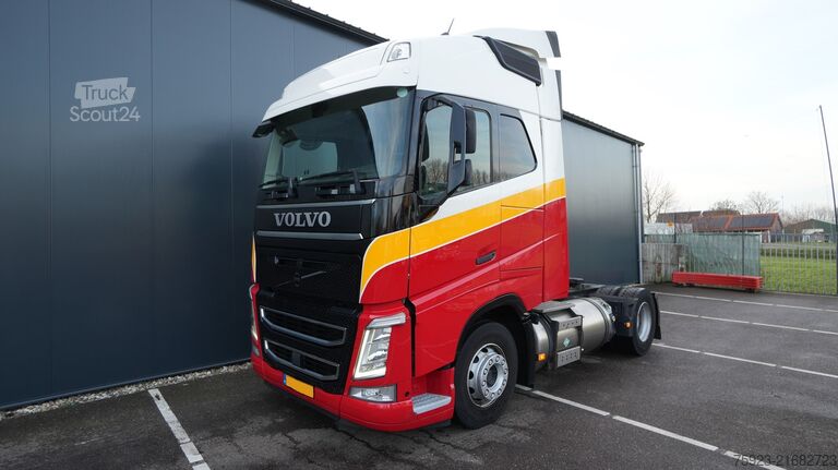 Standaard-SZM Volvo FH 420 LNG Globetrotter tractor unit