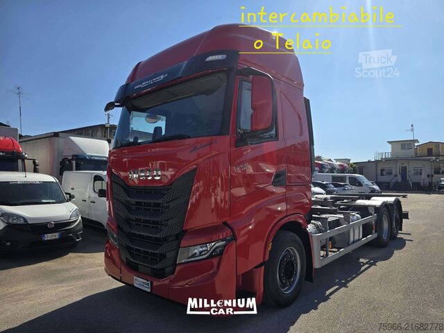 șasiu de camion Iveco SWAY 480 MOTRICE 3 ASSI 12/2021