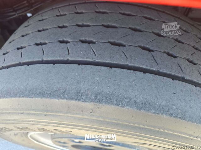 șasiu de camion Iveco SWAY 480 MOTRICE 3 ASSI 12/2021