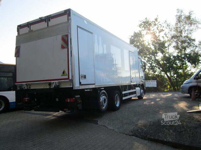 Tovornjak s hladilnim zabojnikom Mercedes-Benz 2542 Actros Tiefkühl 1. Hand Fernverkehr