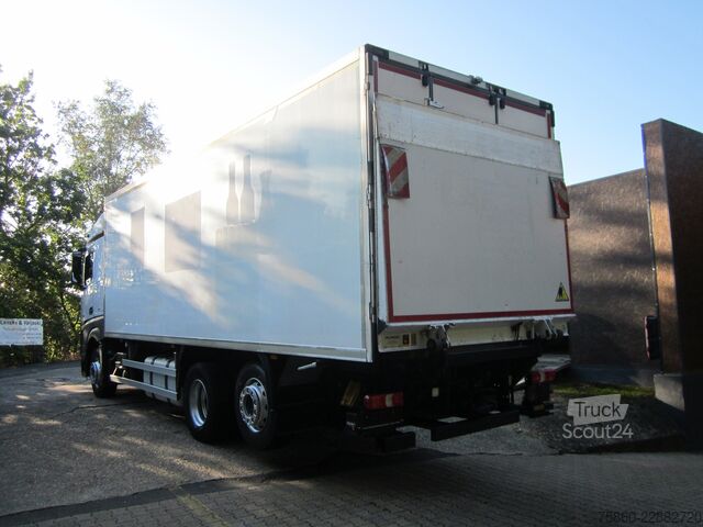 Tovornjak s hladilnim zabojnikom Mercedes-Benz 2542 Actros Tiefkühl 1. Hand Fernverkehr