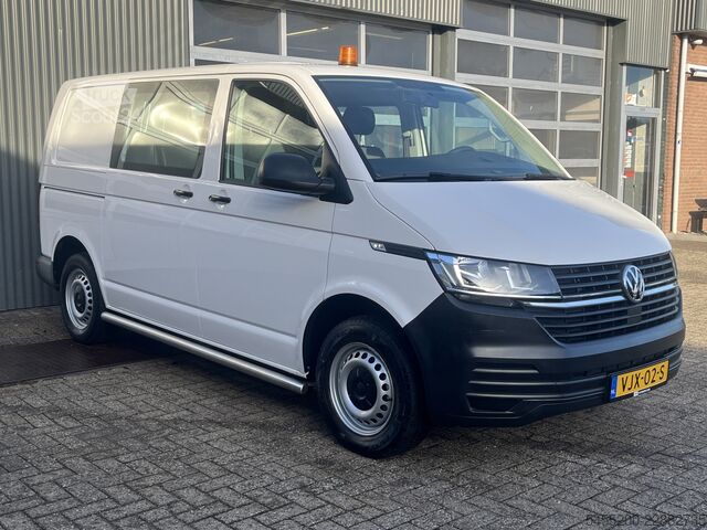 Kombi z wysokim dachem VW Transporter 2.0 TDI 90pk L1H1 DC Airco Trekhaak...