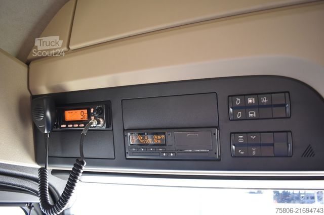 Škatlasti tovornjak MERCEDES-BENZ Actros 1842 L E6 Koffer AHK LBW Top Zustand