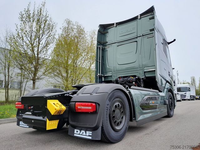 Standard SZM DAF FT XG+ 530