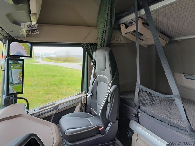 Standard SZM DAF FT XG+ 530