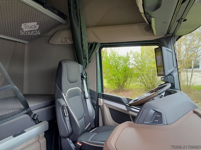 Standard SZM DAF FT XG+ 530