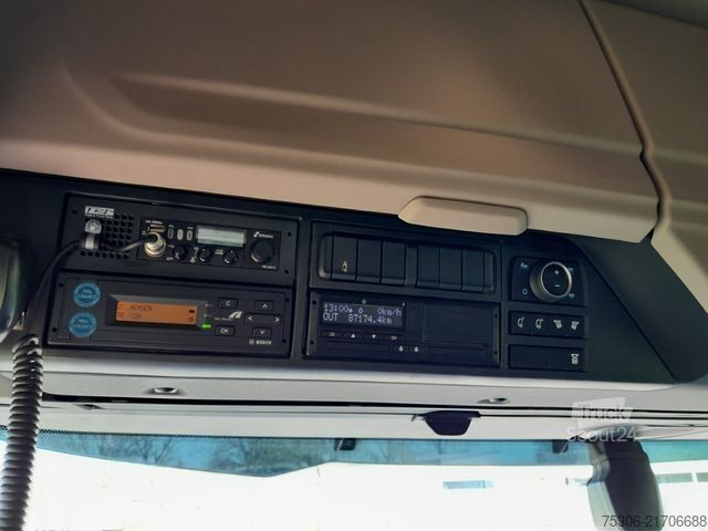 Standard SZM DAF FT XF 530 NGD, PXP 4x4