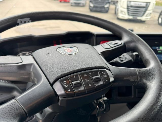 Standard dragbil SCANIA P 450 * RETARDER  * STANDHEIZUNG * 1 X LIEGE *