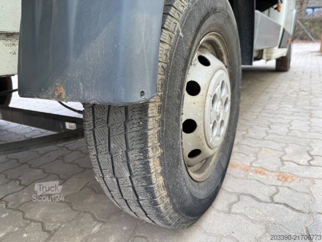 Pick-up skåpbil PEUGEOT Boxer Doka Pritsche / 1. Hand / Klima