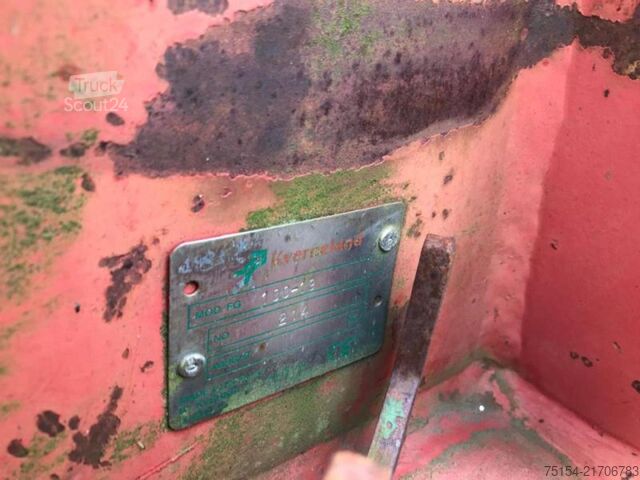 Plug Kverneland PG100 7 Schar Neuer Preis!