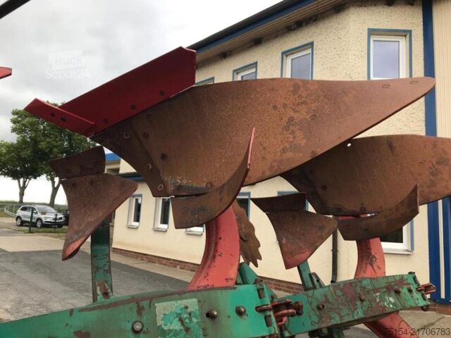Plog Kverneland PG100 7 Schar Neuer Preis!