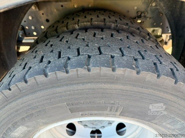 Бортовой грузовик с тентом IVECO ML140E25/P ¤6E Klima Standheizung Top Zustand