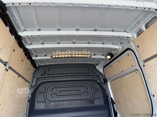 Ван с висока покривка MERCEDES-BENZ Sprinter 316 CDI L2H2+Aut.+Cam+Sitzhzg+M-BUX