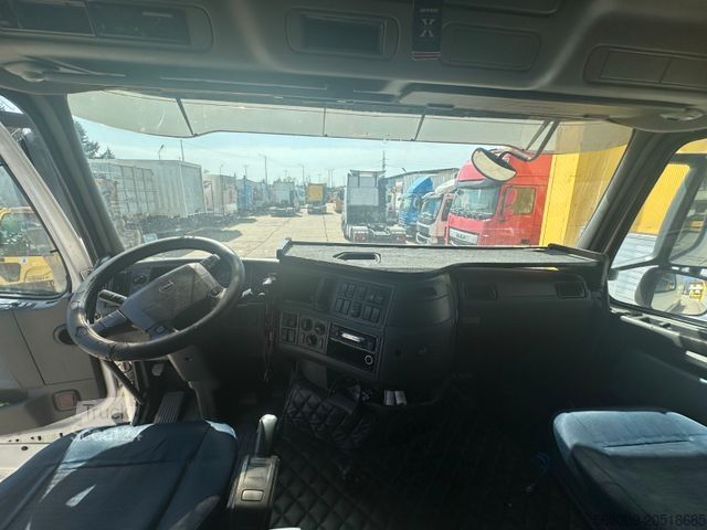 Standardní tahač VOLVO FH 4x2 T