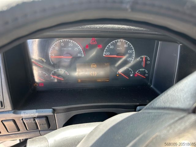 Standardní tahač VOLVO FH 4x2 T