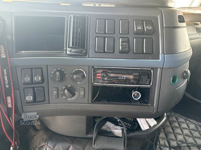 Standardní tahač VOLVO FH 4x2 T