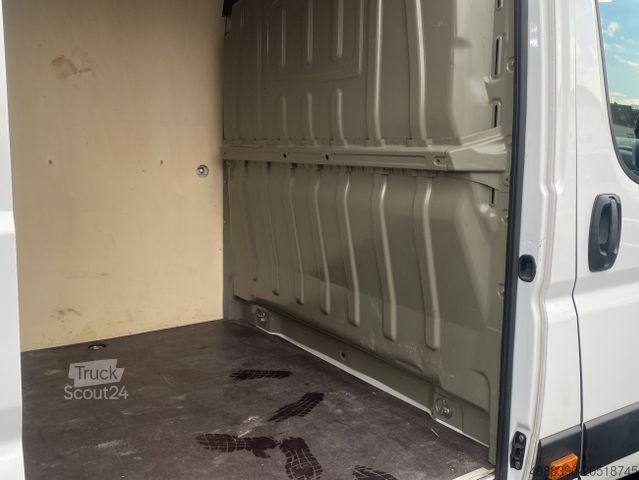 Højt tag varevogn FIAT Ducato 35 L4H2 180 Multijet Maxi L4H2*CargoPlus