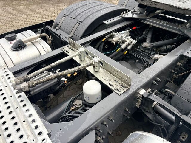 Volvo FH750 6x4 EURO6 CIĄGNIK SIODŁOWY Z DWUOBWODOWĄ HYDRAULIKĄ Volvo FH750 6x4 EURO6 CIĄGNIK SIODŁOWY Z DWUOBWODOWĄ ...