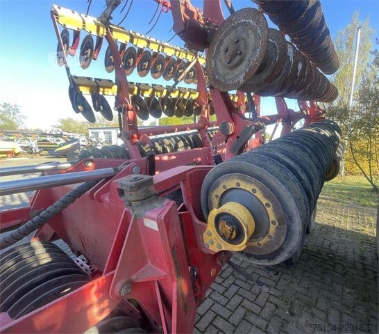 Grada de discos Väderstad Carrier 1225