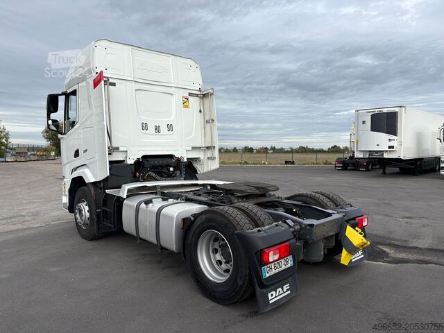 Trator de estrada padrão DAF XF 480 FT