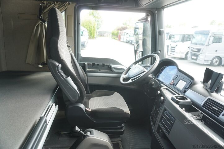 BDF MAN TGX 18.430 / BDF 7.5 m / sleeping cab