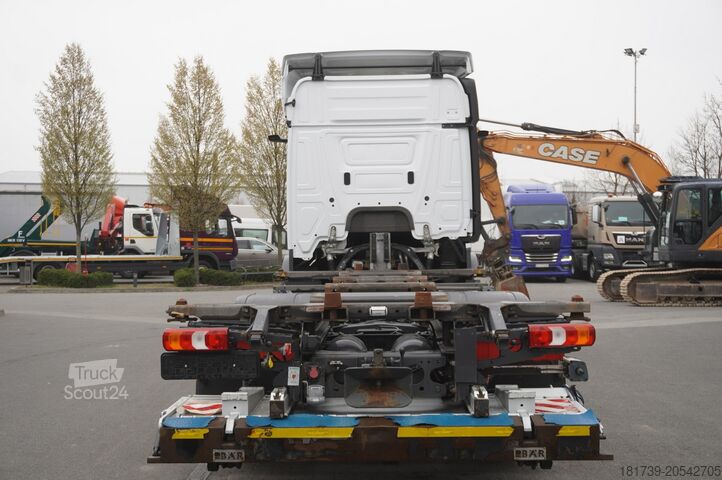 BDF ADR Mercedes-Benz Actros 2545 6x2 MP5 / ADR