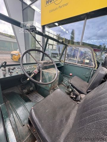 Traktor MERCEDES-BENZ Unimog 411 Cabrio