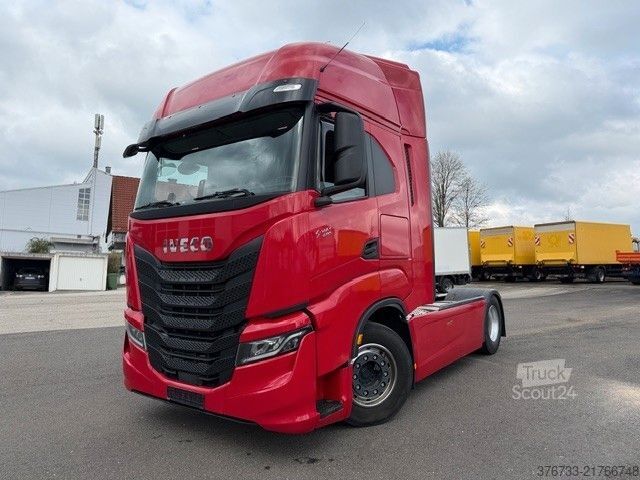 Vakio vetoauto IVECO S-Way AS440S48T/P Intarder ¤6D Standklima