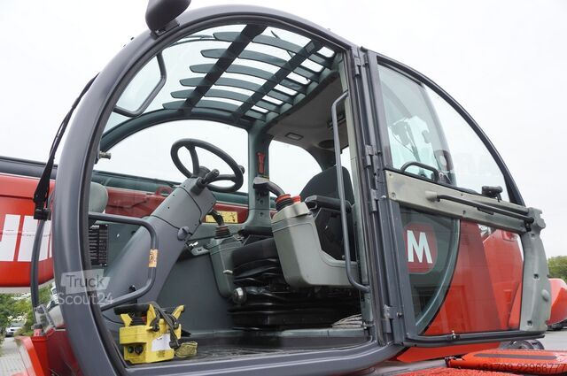 Τηλεσκοπικός φορτωτής MAGNI RTH 5.26 telescopic loader / Range 26 m