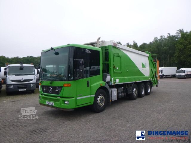 Vehículo de recogida de basuras Mercedes Econic 3233 8X4 RHD Euro 5 refuse truck