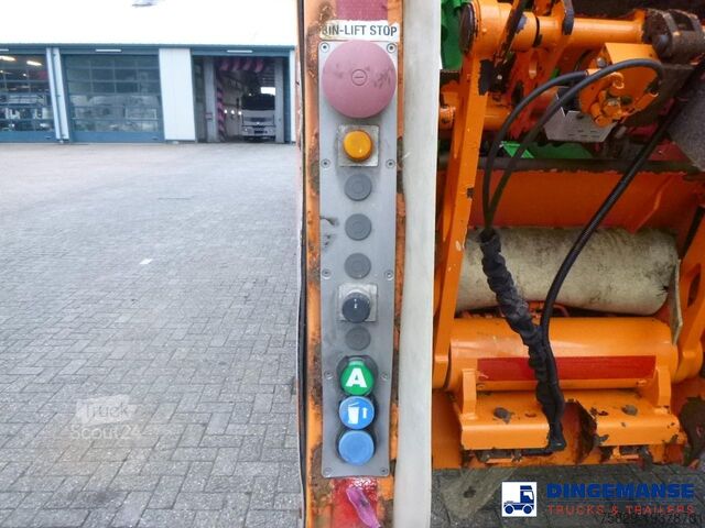 Vehículo de recogida de basuras Mercedes Econic 3233 8X4 RHD Euro 5 refuse truck