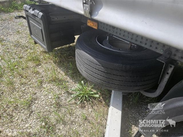 Auflieger mit Pritsche & Plane Schmitz Cargobull Semitrailer Curtainsider Standard