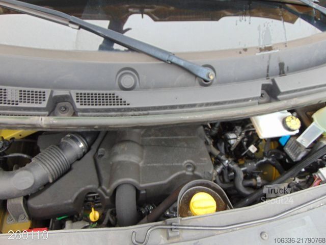 Vans ar augstu jumtu RENAULT Master 2.3 dCi 135 L3H3 -Kamera-