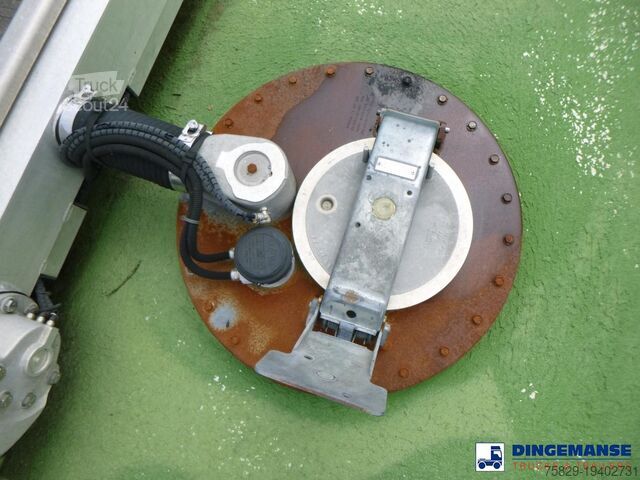 Autocisternă Renault Premium 270 dxi 4x2 fuel tank 13.7 m3 / 4 comp