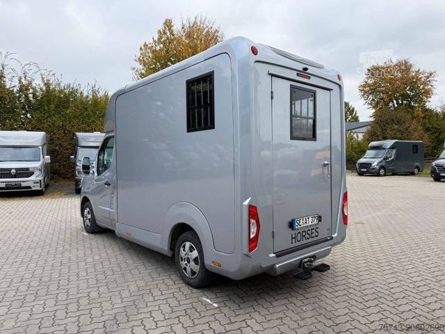 Viehtransporter RENAULT Master STX 3 Sitzer Standard L2