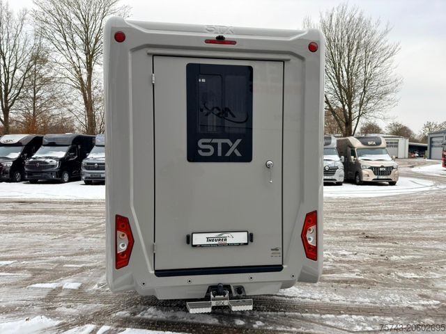 Viehtransporter RENAULT Master STX 5 Sitzer Haras ex. Lang Automatik