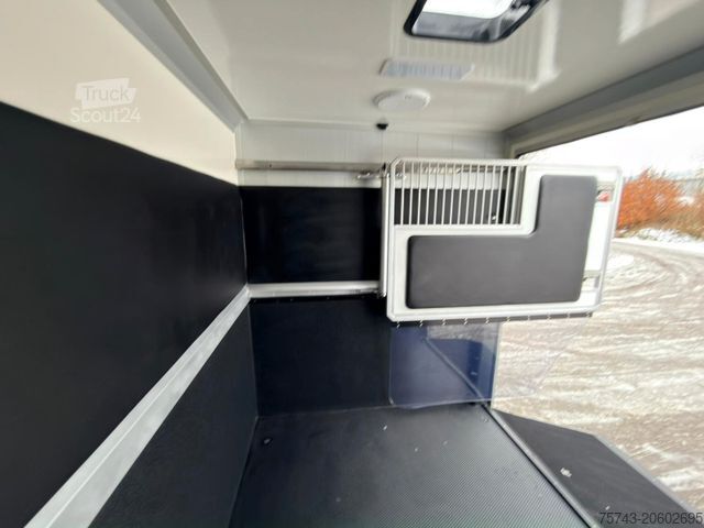 Gyvulių vežėjas RENAULT Master STX 5 Sitzer Haras ex. Lang Automatik