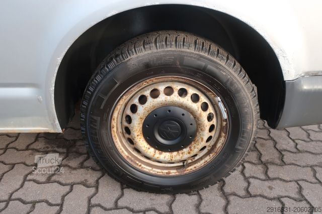 Slēgtais furgons VOLKSWAGEN T5 Transporter 4Motion/Klima/PDC/AHK/FN: 138