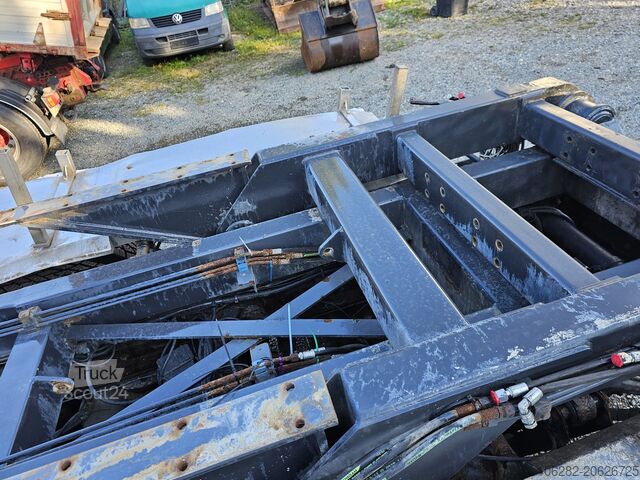 LKW-Fahrgestell MAN TGS 35.440 8X4-4BL Lift+Lenk Manual PTO