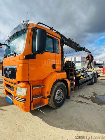 Kamion s kipom s pomičnim kontejnerom MAN TGS 26.400