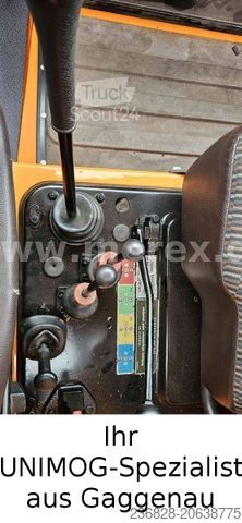 Dostosowany van UNIMOG U1400