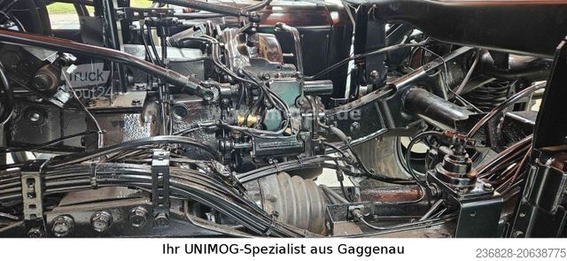 Dostosowany van UNIMOG U1400