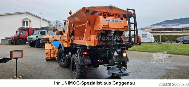 Specialios paskirties sunkvežimis UNIMOG U1400