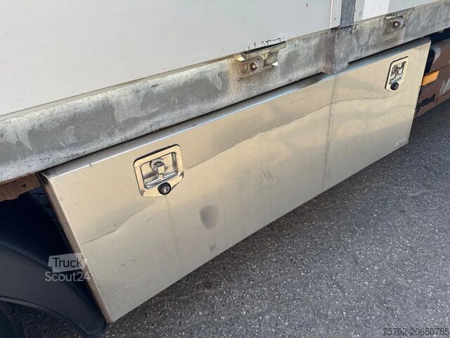 Car transporter Mercedes-Benz Atego 818 Machinery transporter + Hiab Crane 28...