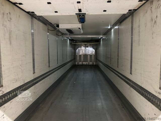 Hűtő félpótkocsi KRONE SDR27eL4-MT Blumen BiTemp TK SLXi Double Rolltor